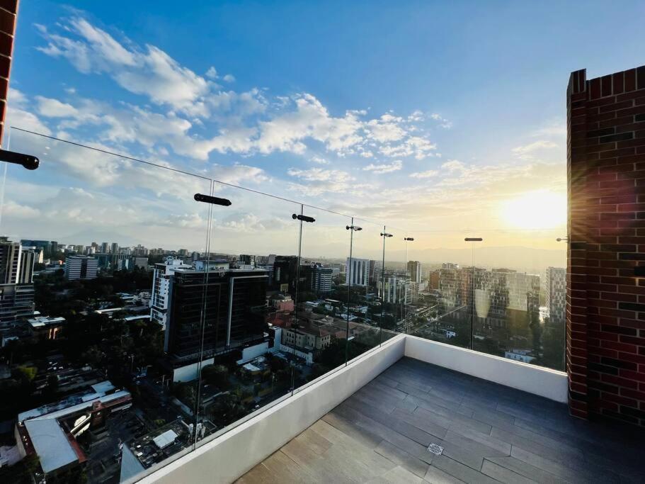 Apartamento 2 Habitaciones, Edificio Airali, Zona 10, Miradolo Guatemala-Stadt Exterior foto